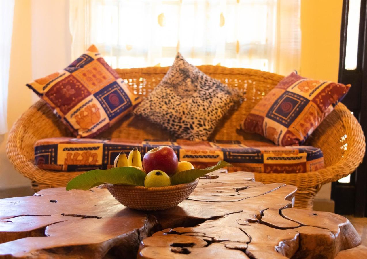 Edaala Comfort - Cottage Rooms ไนโรบี ภายนอก รูปภาพ