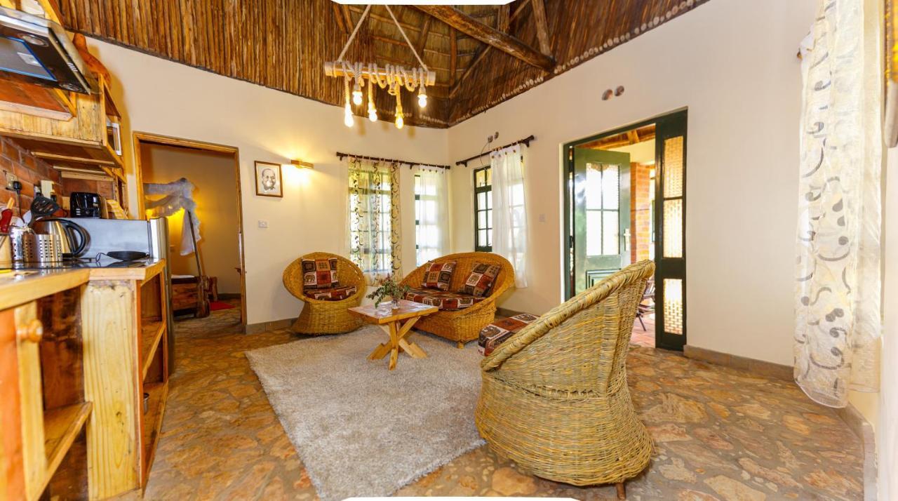 Edaala Comfort - Cottage Rooms ไนโรบี ภายนอก รูปภาพ